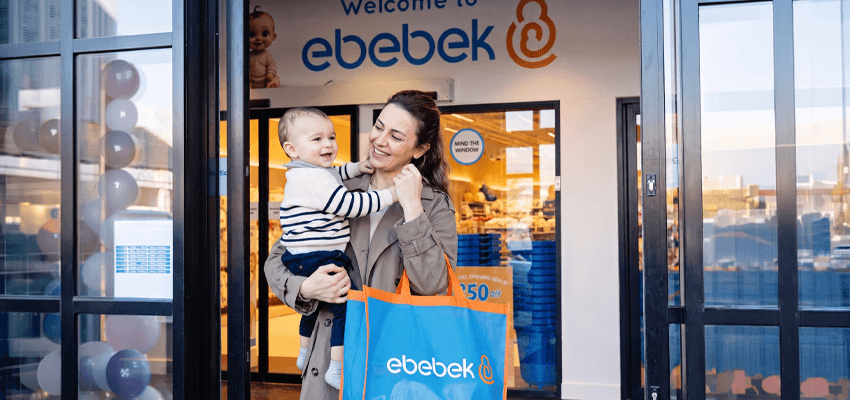 Mother and baby at ebebek shop; Purpl discounts for disabilities and long term health conditions, shopping discounts for disabled people.