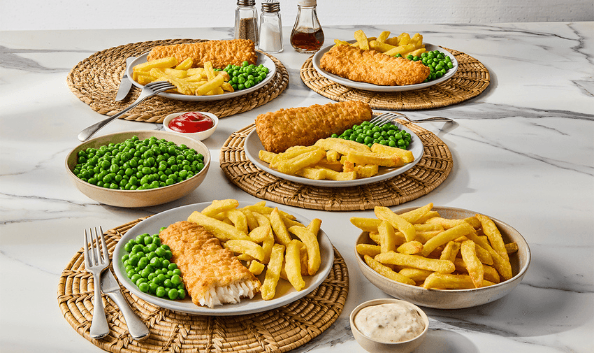  Classic frozen fish and chips meals with peas from Iceland, shown as an affordable and easy meal solution – ideal for disabled adults seeking shopping discounts for disabled people.